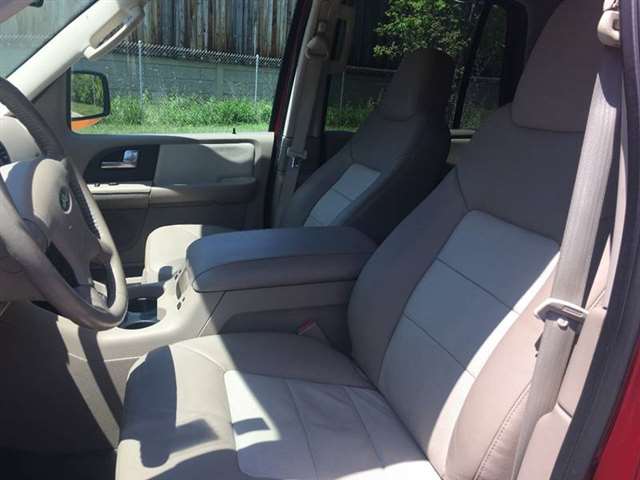 2004 Ford Expedition Eddie Bauer 4WD 4dr SUV